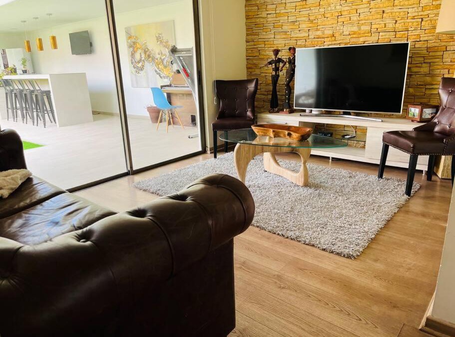 Pudahuel House | Hermosa y cómoda casa a 10 minutos del aeropuerto