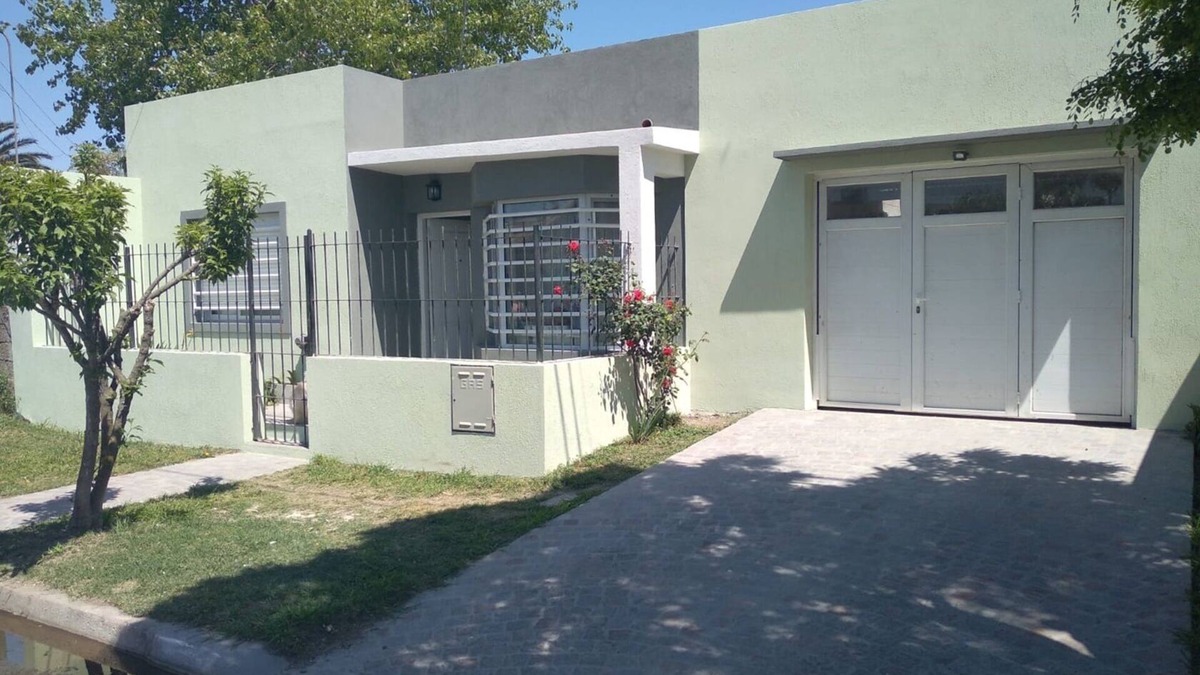 Olavarria House | Hermosa y Tranquila Casa - 6 Personas -ideal Para Viajes en Familia y Mascotas