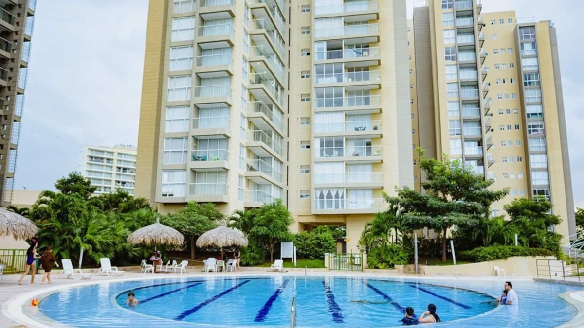 Papare Condo | Hermosas piscinas, solo a 5 minutos del mar y salida directa a centro comercial.