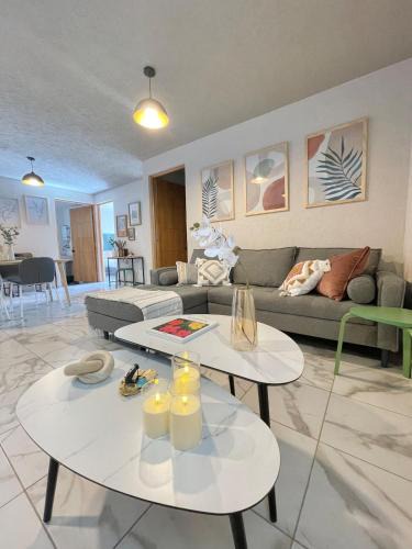 Patzcuaro Apartment | Hermoso Departamento, WiFi, terraza vista al Lago de Pátzcuaro, elevador, free parking