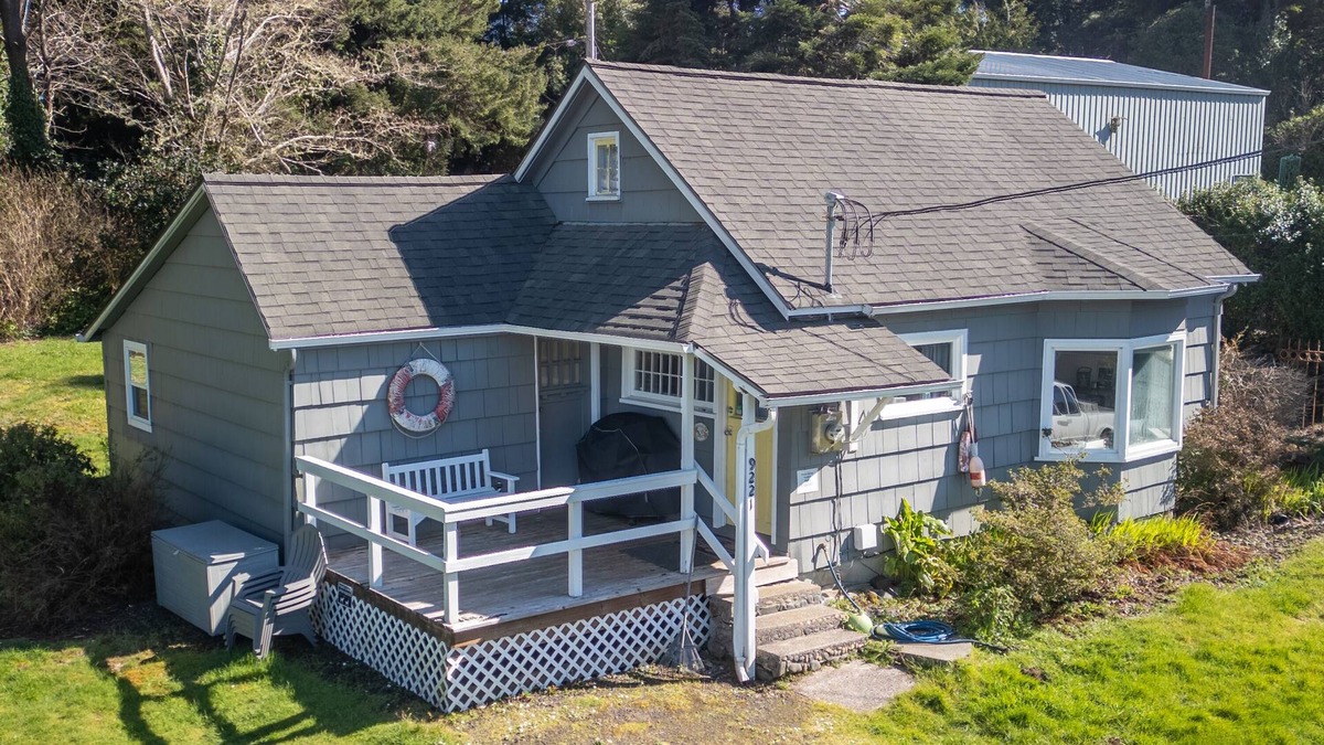 Seal Rock House | Heron Beach Cottage - peaceful relaxation
