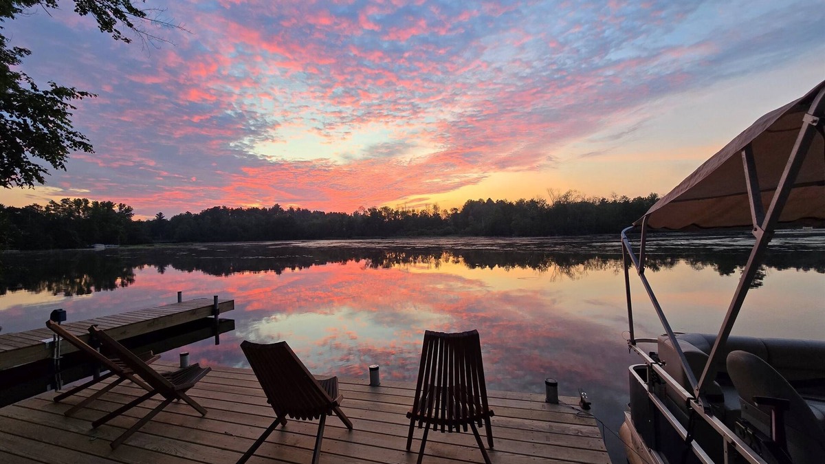 Mountain Cottage | Heron’s Nest: Pet-Friendly Fun! UTV Trails, Game Room, Boat Rentals & More! 🐾🚤