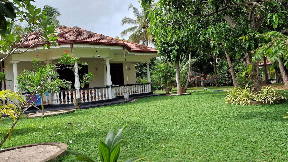 Kammala House | Herrmann Cottage 2 only 200 m from the sea in Waikkala