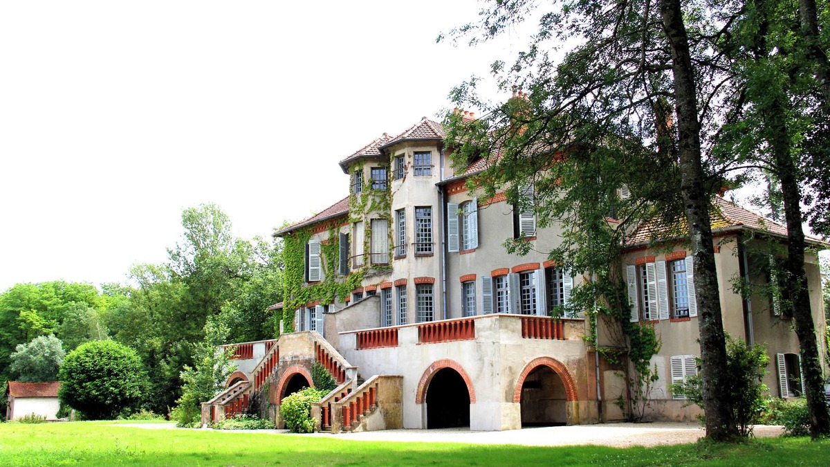 Ciel House | Herrschaftliches Anwesen Direkt am Fluss, Riesigem Park und Grosser Terrasse