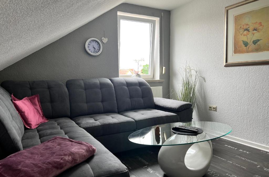 Niestetal Apartment | Herzlich willkommen in der Dachstube Niestetal
