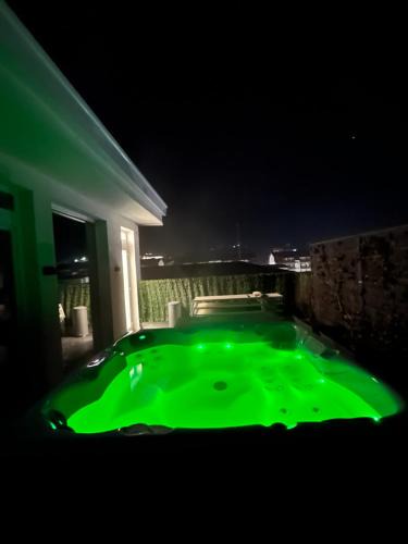Floresti Apartment | HexHouse Luxury