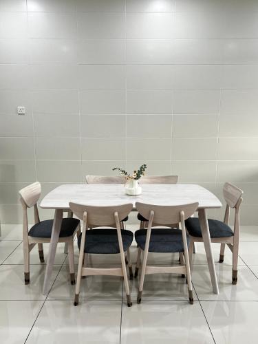 Sekinchan House | HeyFam Homestay