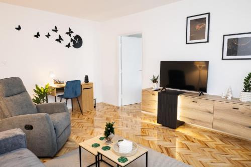Bjelovar Apartment | HeyYou Apartment