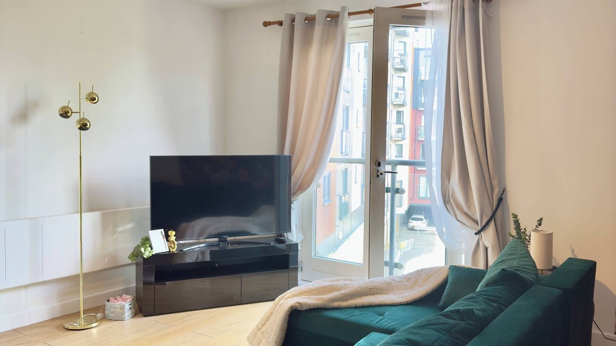 Bloxwich Apartment | HF Suite-The Sage-NEC, Birmingham Airport, Edgbaston, Bullringnn1 Bed Apartment