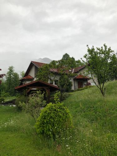 Kobarid Apartment | Hiša Krivopeta