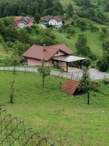 Podcetrtek Apartment | Hiška na gorci