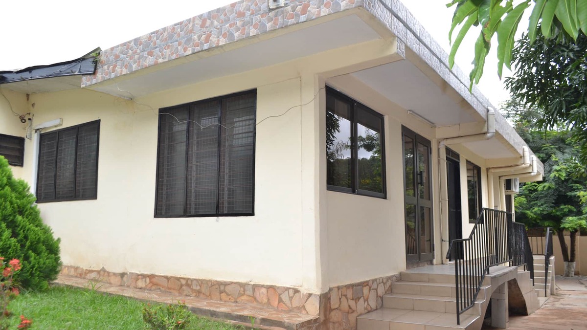 Akosombo Hotel | Hi-Haven Hotel, Akosombo