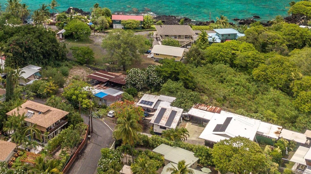 Honaunau-Napoopoo House | Hi6-ST1- The Dolphin Bay Estate