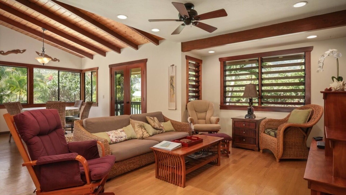 Honaunau-Napoopoo House | Hi6A-ST1- The Dolphin Bay House