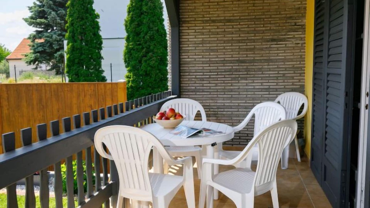 Balatonkeresztur House | Hibiscus by Interhome