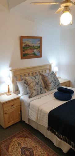 Strand House | Hibiscus Cottage