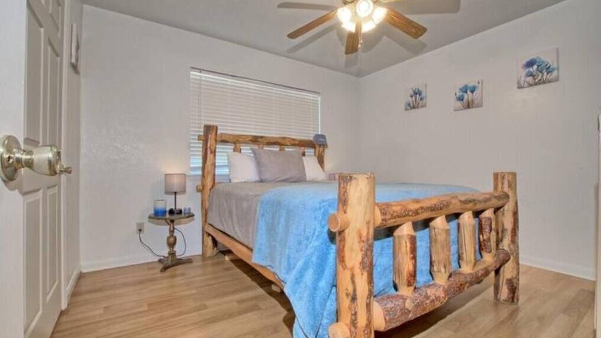 Hemphill House | Hickory Hill Hideaway