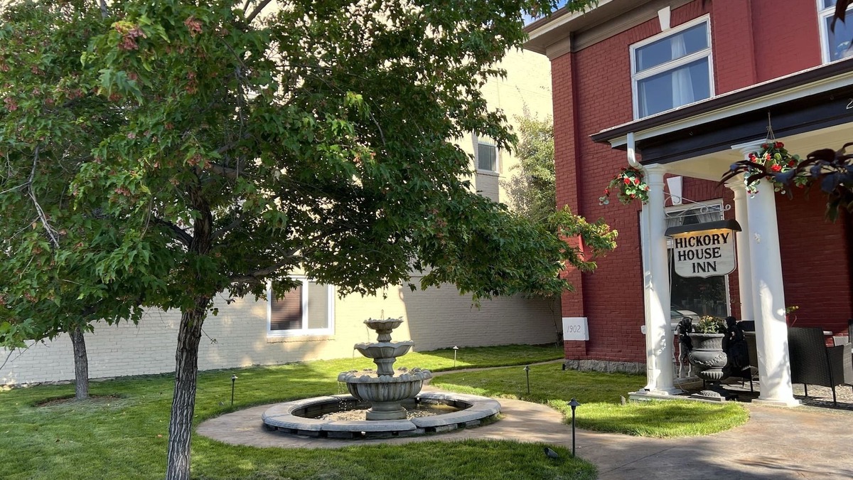 Anaconda Bed & Breakfast | Hickory House Inn