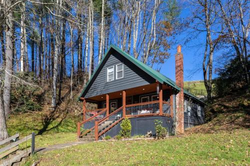 Fleetwood House | Hidden Cabin on Old Field Creek