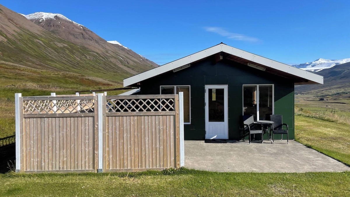 Olafsfjordur Cabin | Hidden Cabin with outdoor hot tub