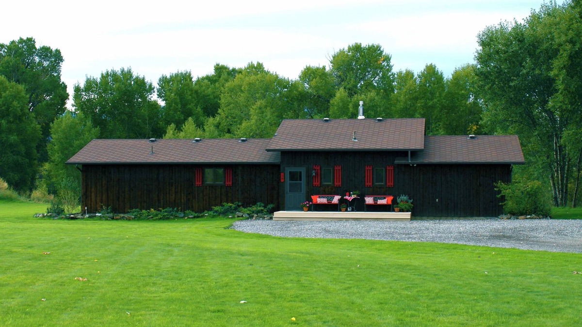 Livingston House | Hidden countryside gem on Shields River, close to Livingston
