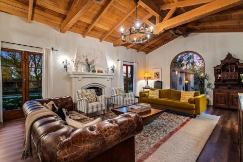 Old Las Palmas House | Hidden Estate