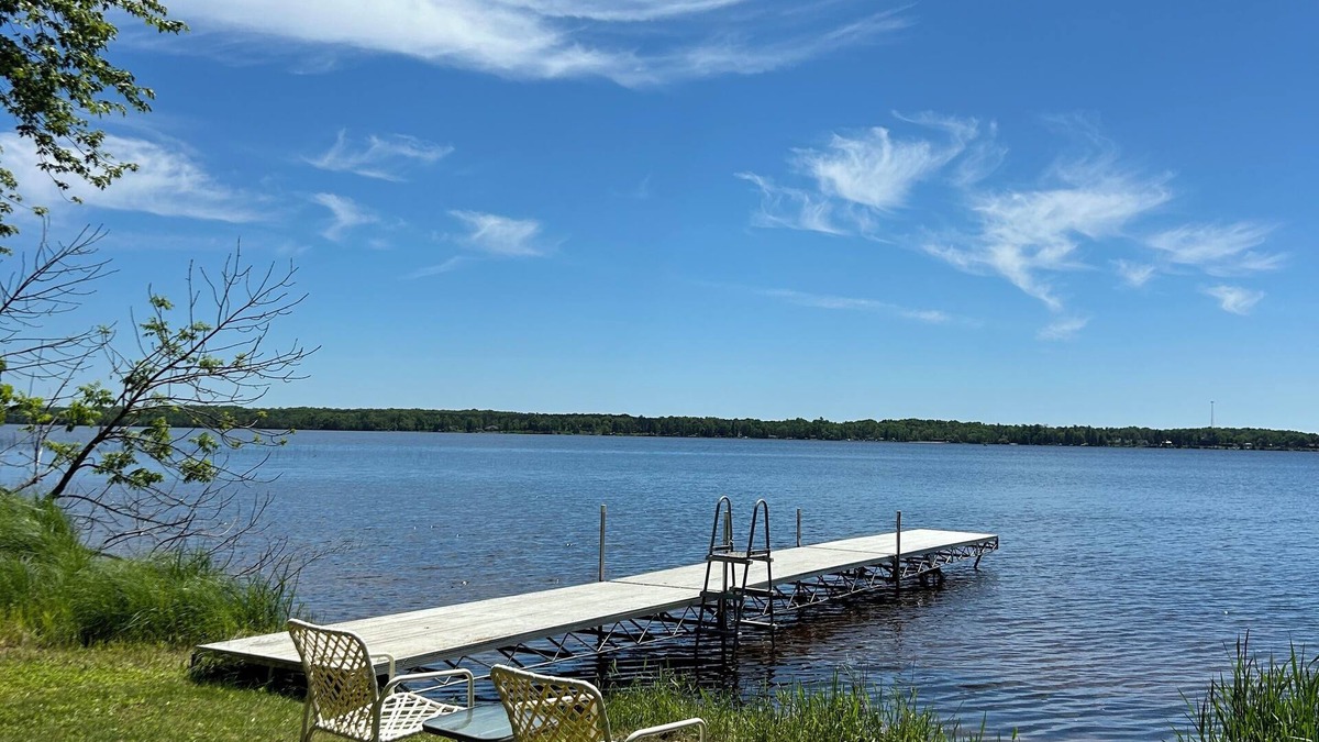 Wauksaukee Cabin | HIDDEN GEM! 2-bedroom cabin outside of Crivitz on Lake Noquebay