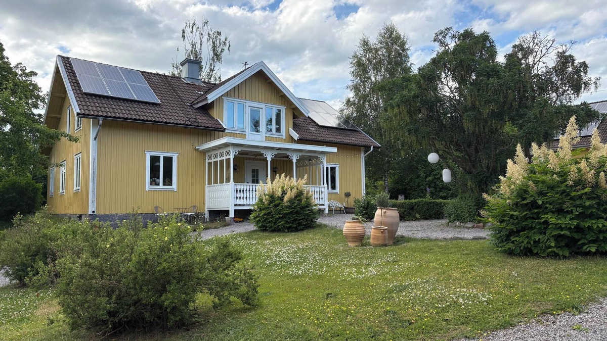 Norrkoping O House | Hidden gem in the countryside - spacious house with 5 bedrooms, 13 beds & large garden