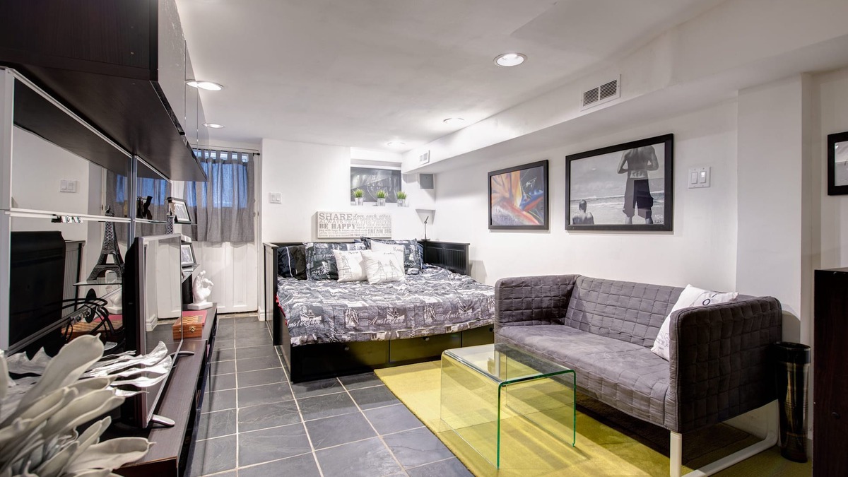 Palmerston House | Hidden Gem In Sought-After Little Italy