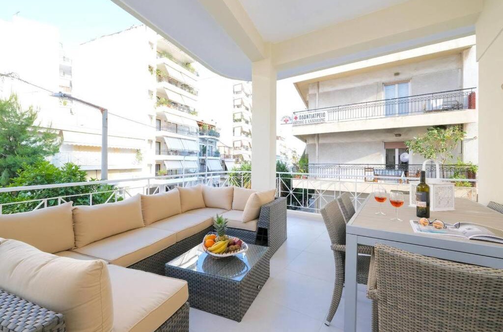 Peiraiki Apartment | Hidden gem on the Piraeus Coast