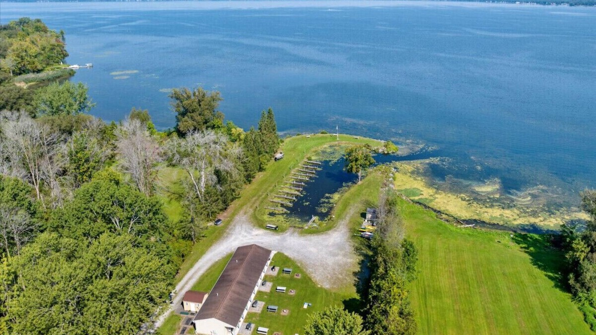 Durhamville House | Hidden Harbor Marina, The Entire Property (Sleeps 16) - Oneida Lake's Premier Fishing Getaway