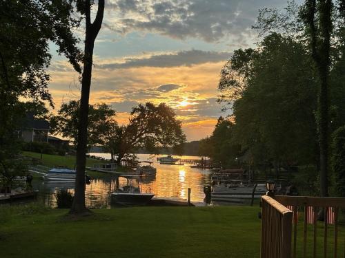 Newberry Shores House | Hidden Lake Gem