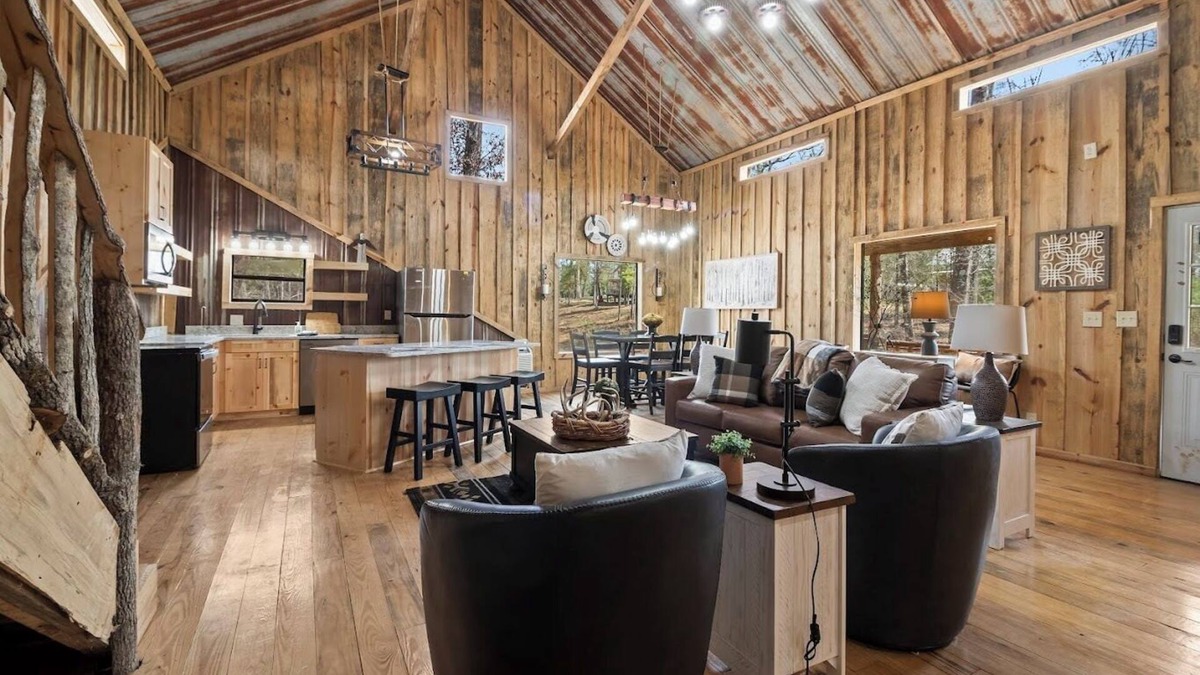 Abbeville Cabin | Hidden Oaks Elite Cabin # 4
