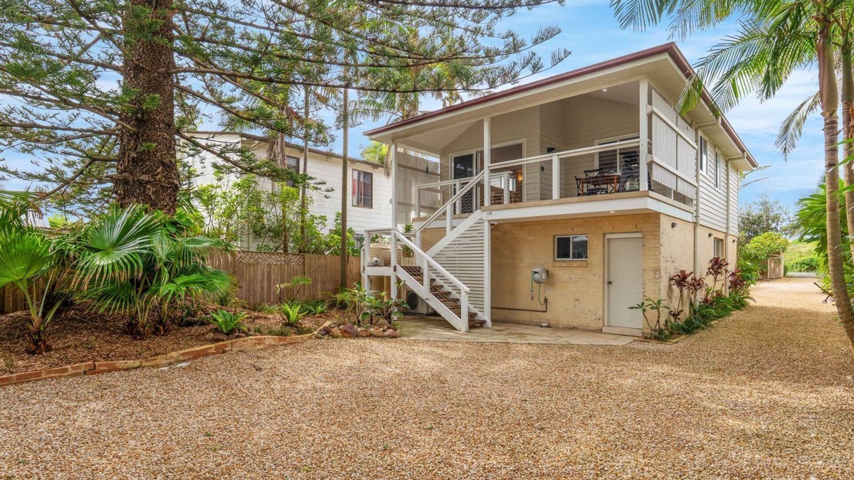 Wamberal Apartment | Hidden Paradise in Wamberal