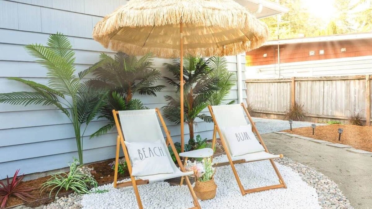 Hillwood House | Hidden Renovated Garden Cottage Near Costco, I99