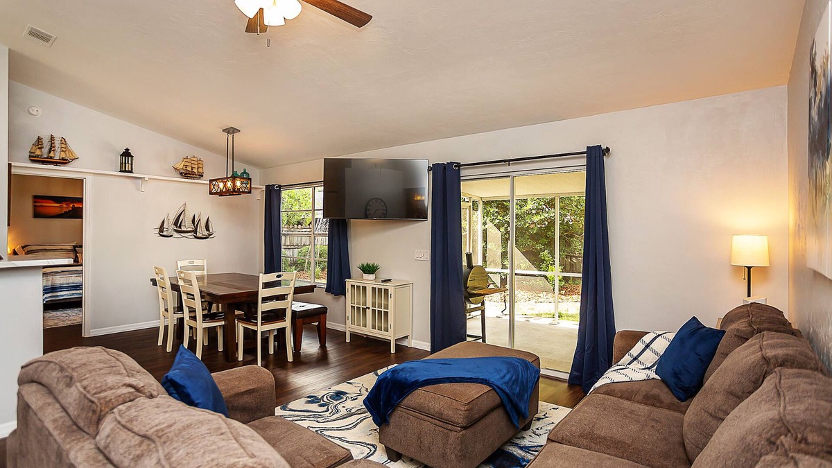 Gainesville House | ⋘ Hidden Retreat 12min to UF or Downtown Gainesville 30min to the Springs ⋙