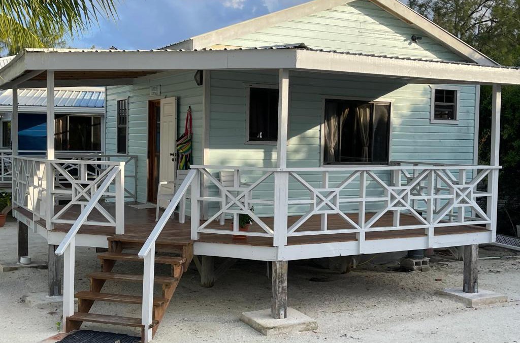 Caye Caulker House | Hidden Treasure Vacation Home Blue Bay Cottage