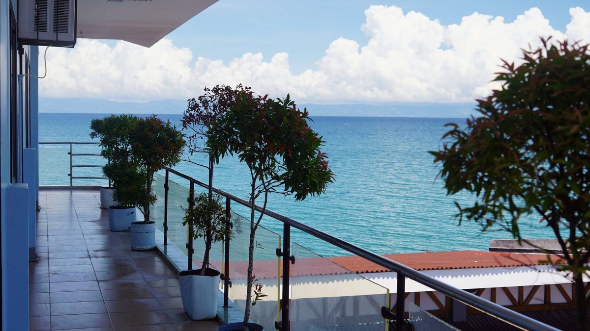 Pinamungajan Hotel | Hidden Valley Beach Resort