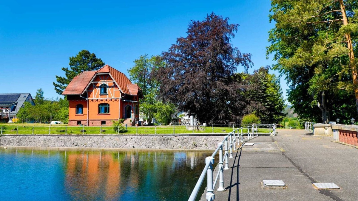 Tambach-Dietharz Apartment | Hide away! "Haus am See! at the old dam Apartment 1st floor