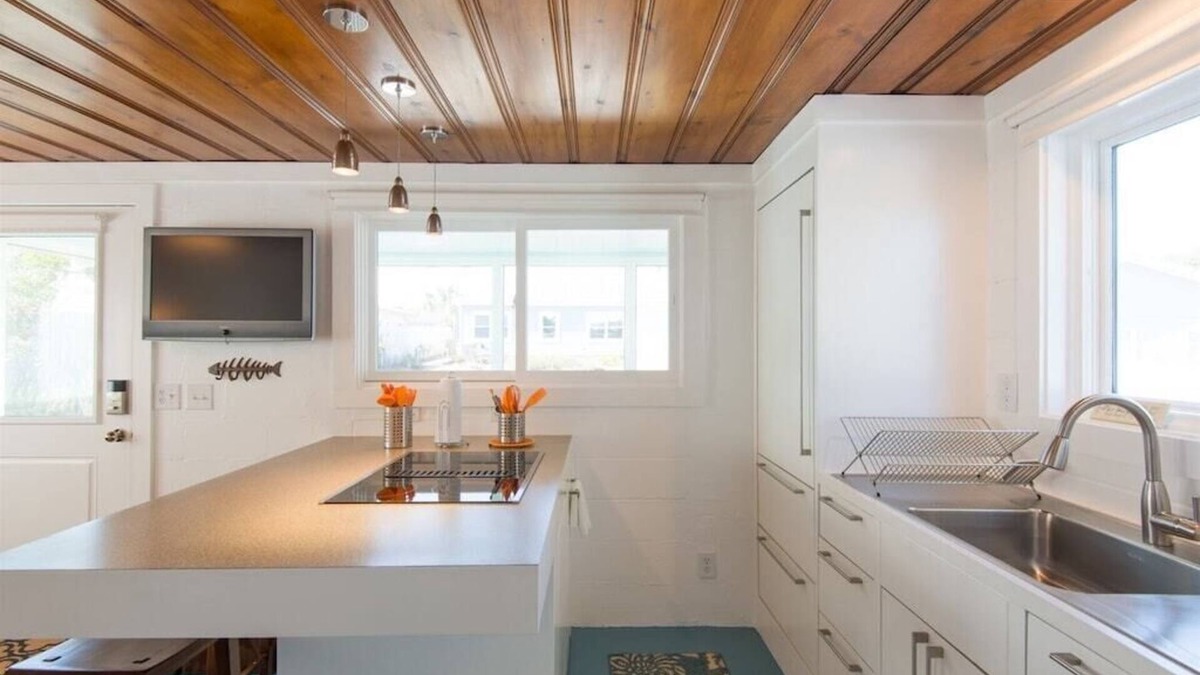 Laguna Beach House | Hideaway Cottage - Renovated Private Retreat, just steps to the beach!