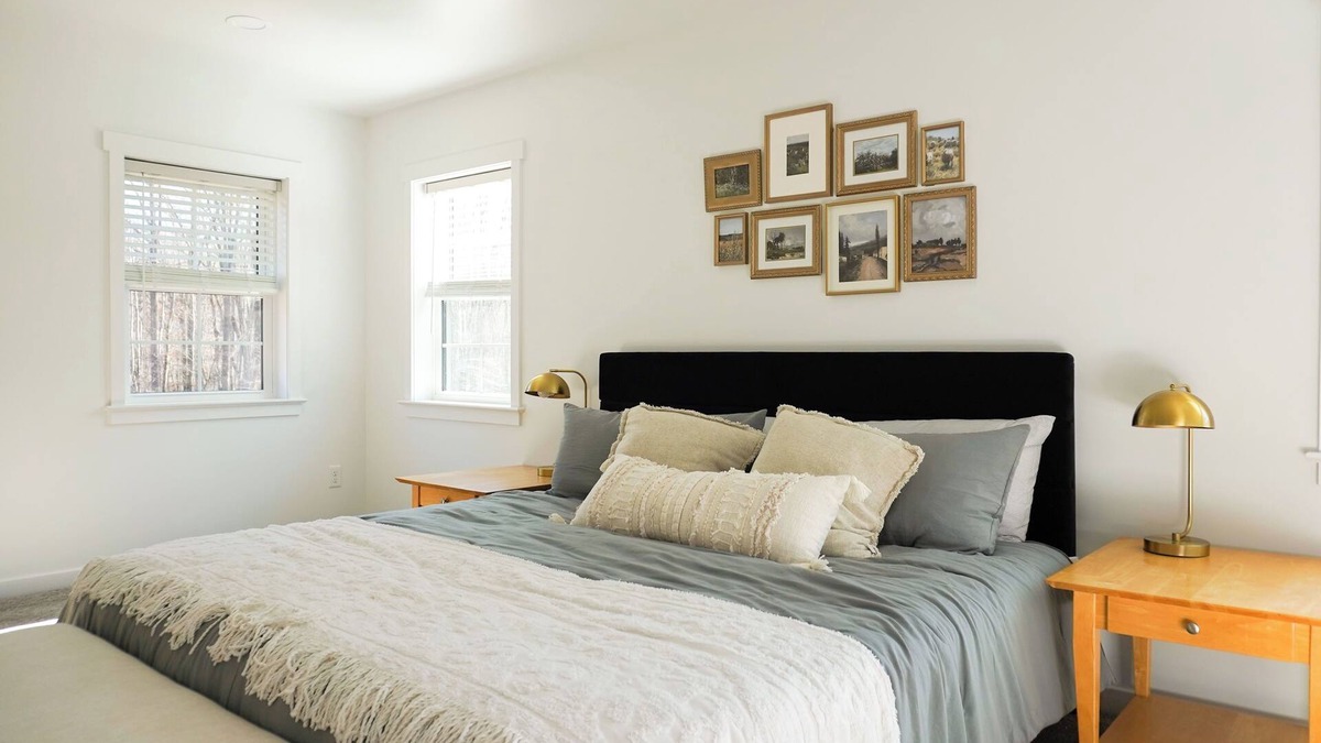 Morgantown House | Hideaway Cottage