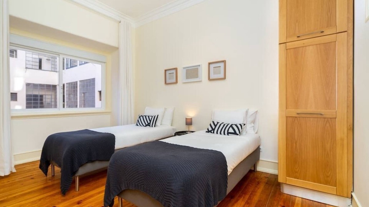 Alto do Pina Apartment | Hideaway Family Apartment | Prime Location | Wi-Fi