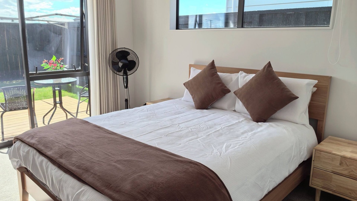 Waikato Bed & Breakfast | Hideaway in Green Hill Park