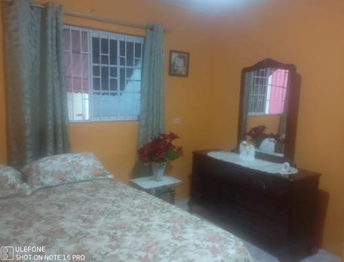 Grange Hill Apartment | Hideaway on a Hill