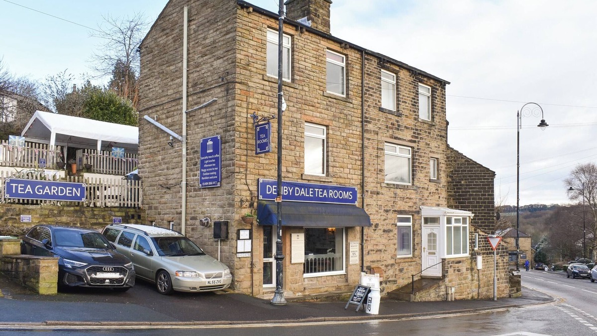 Denby Dale Cottage | Hideaway Studio Apartment