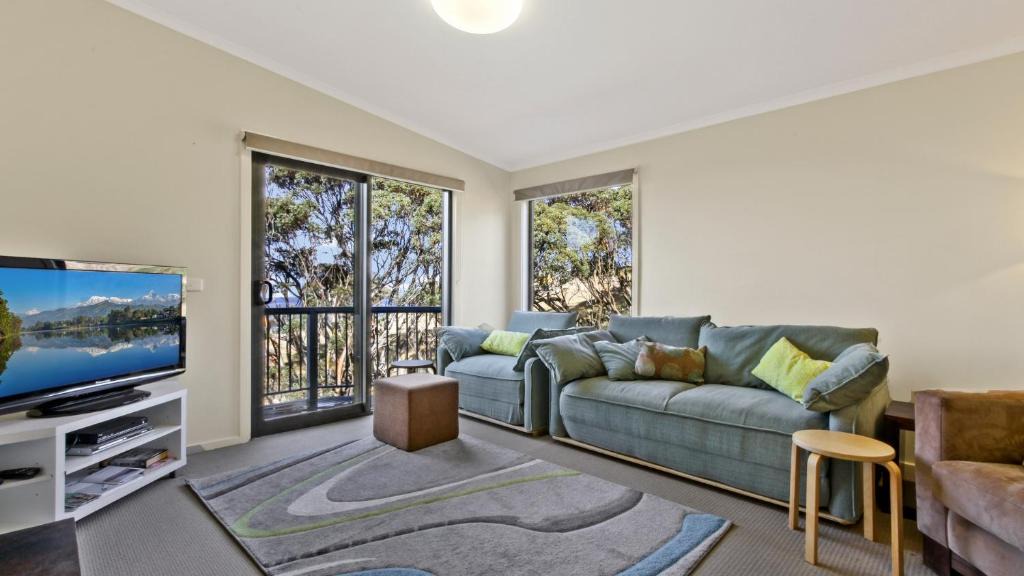 Hotham Heights Apartment | Higgi Drive 4