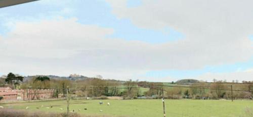 Woolsthorpe by Belvoir House | High Castle View Room