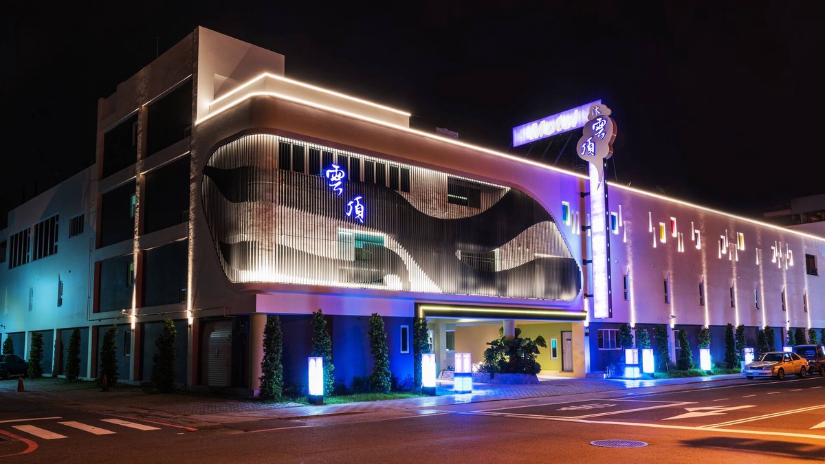 East District Bed & Breakfast | High Cloud International Business Hotel