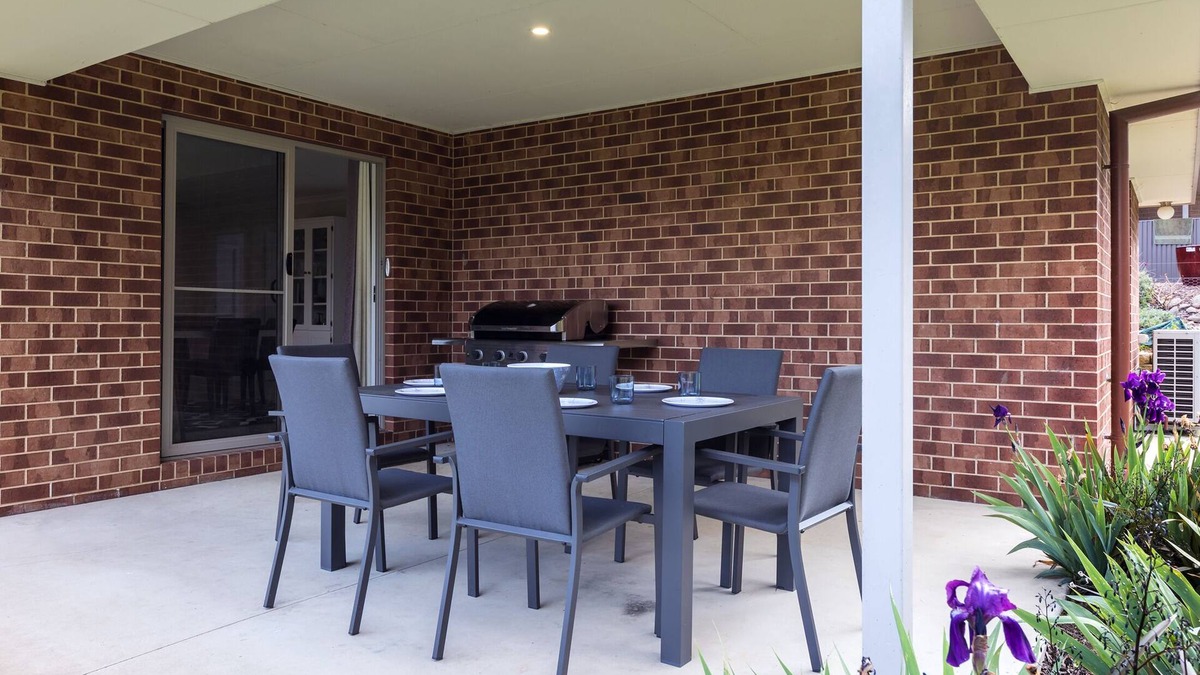 Yackandandah House | High Country Getaway