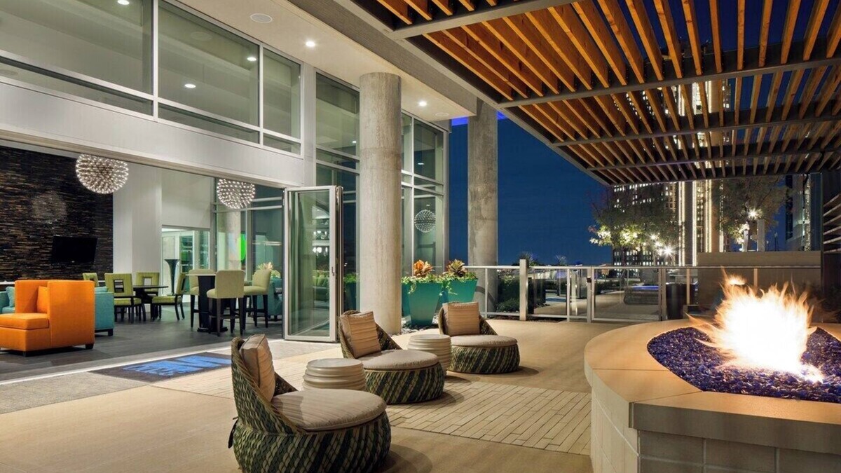 Cityplace Apartment | High Design, 1-Bed West Village